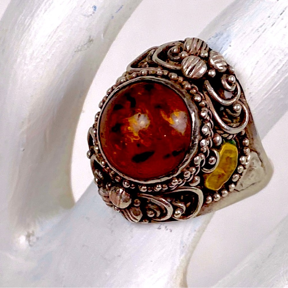 Bulb Amber 925 silver ring with golden accents